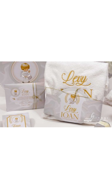 Trusou de botez cu ingeri si broderie personalizata aurie si pattern marble crem mint 26